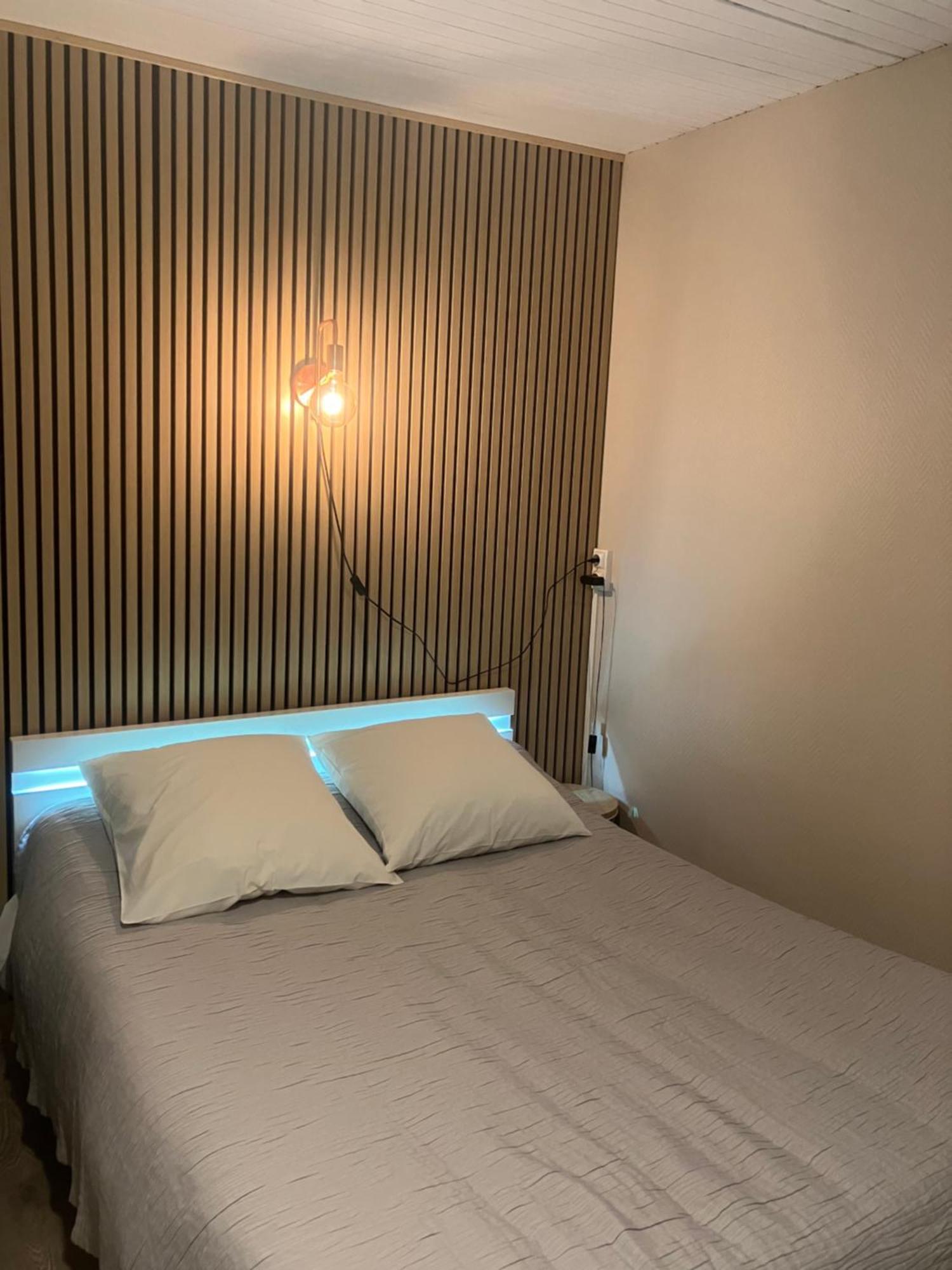 Hotel Du Nord Chambres Familiales Fontaines  Екстер'єр фото