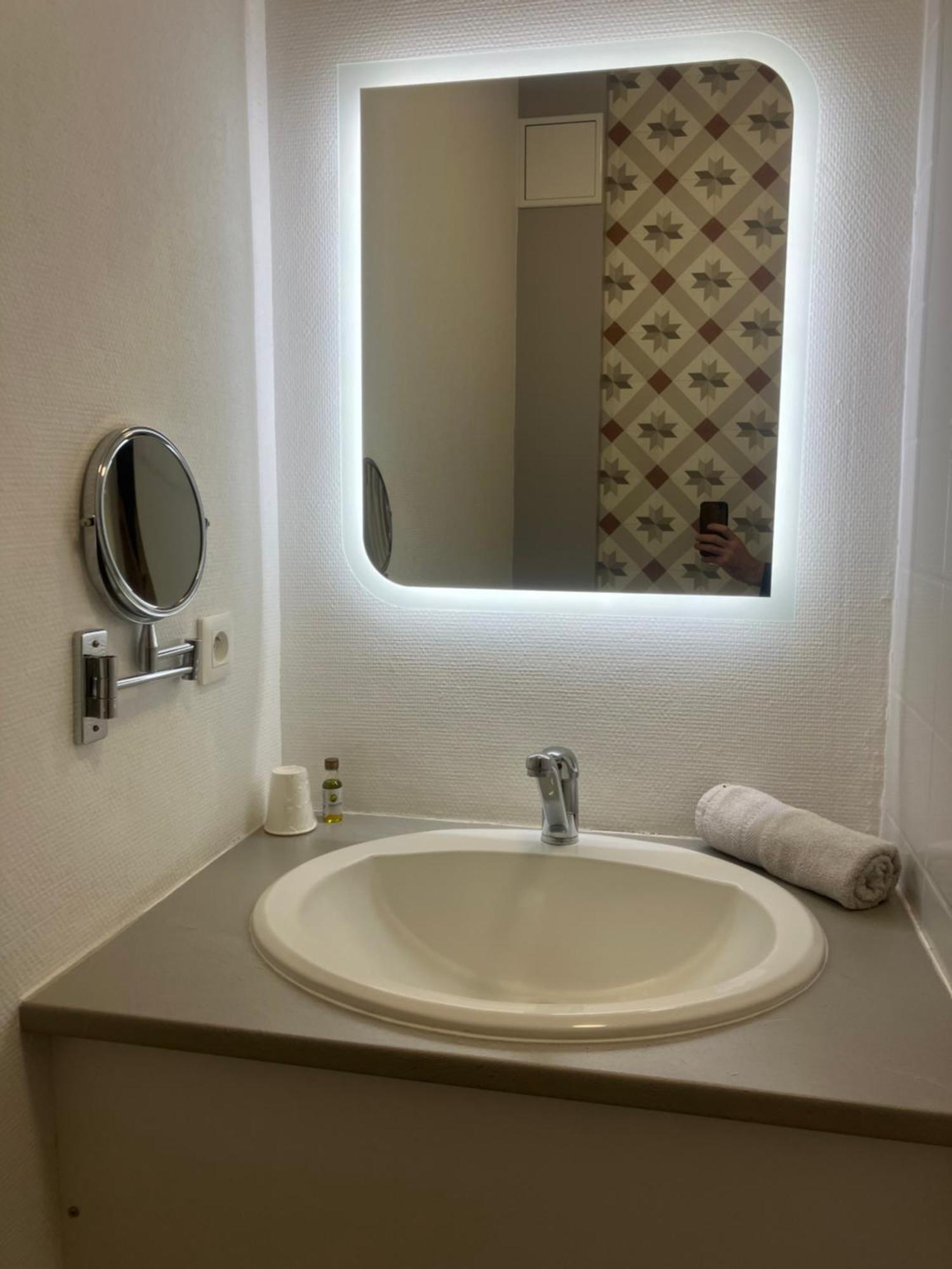 Hotel Du Nord Chambres Familiales Fontaines  Екстер'єр фото