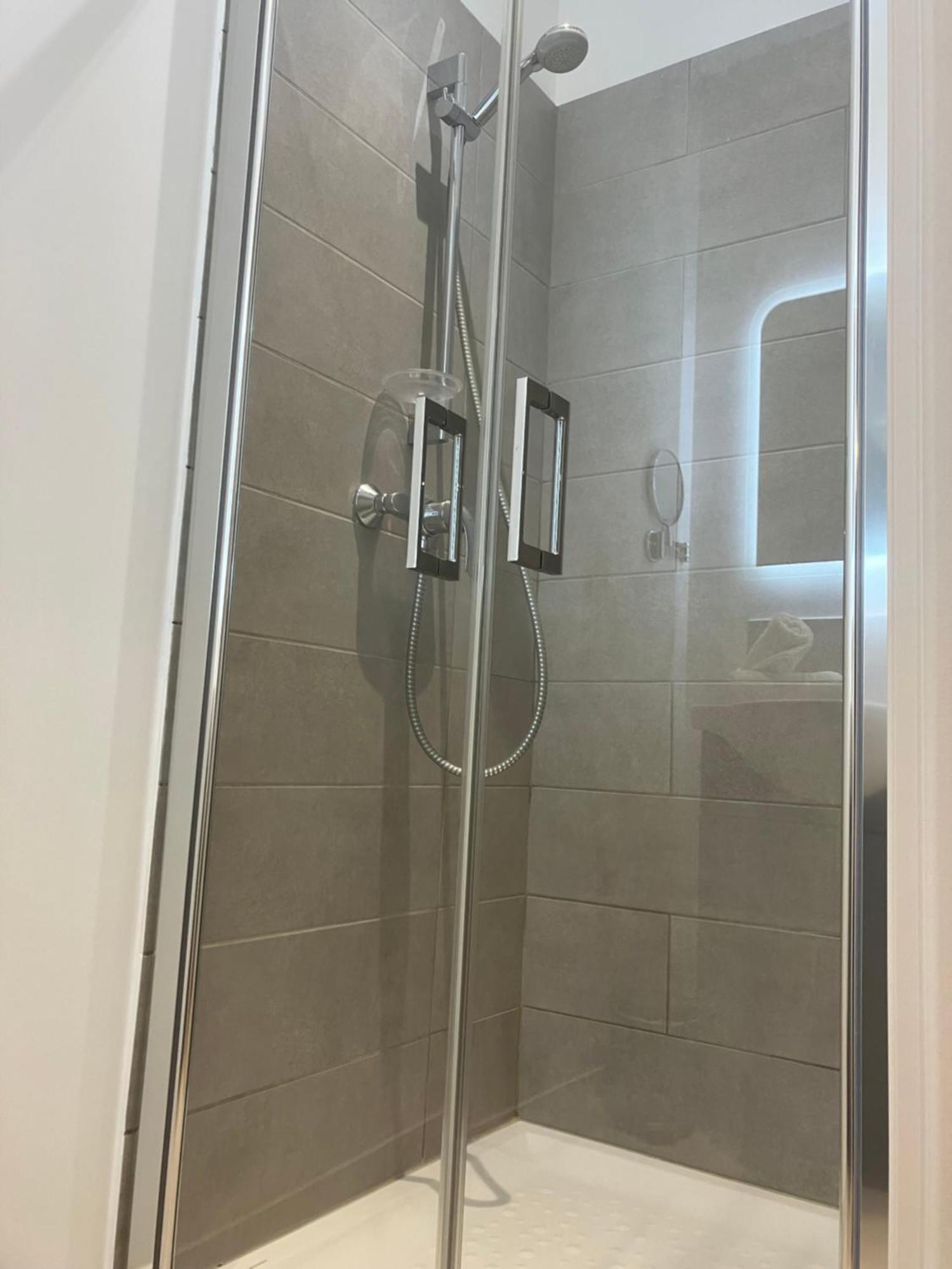 Hotel Du Nord Chambres Familiales Fontaines  Екстер'єр фото
