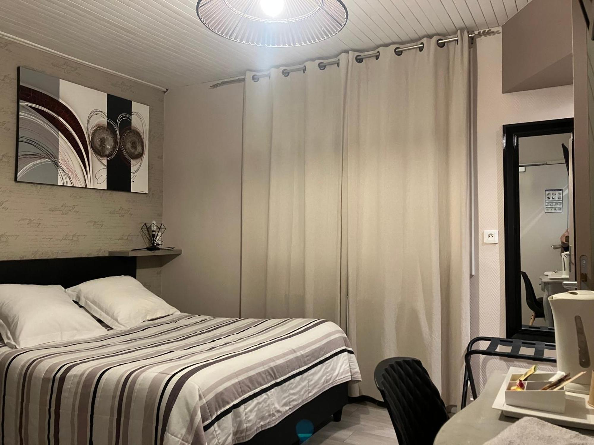Hotel Du Nord Chambres Familiales Fontaines  Екстер'єр фото