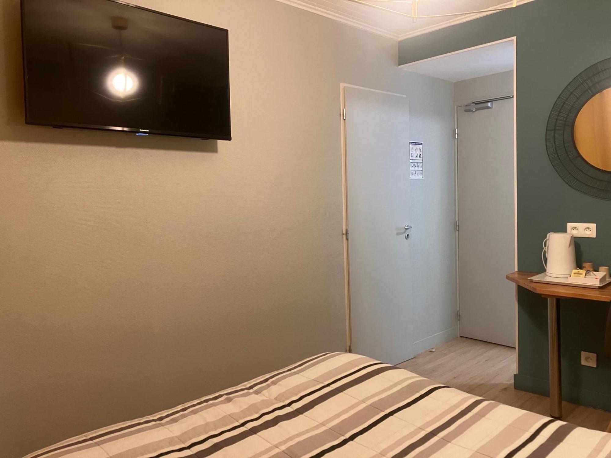 Hotel Du Nord Chambres Familiales Fontaines  Екстер'єр фото