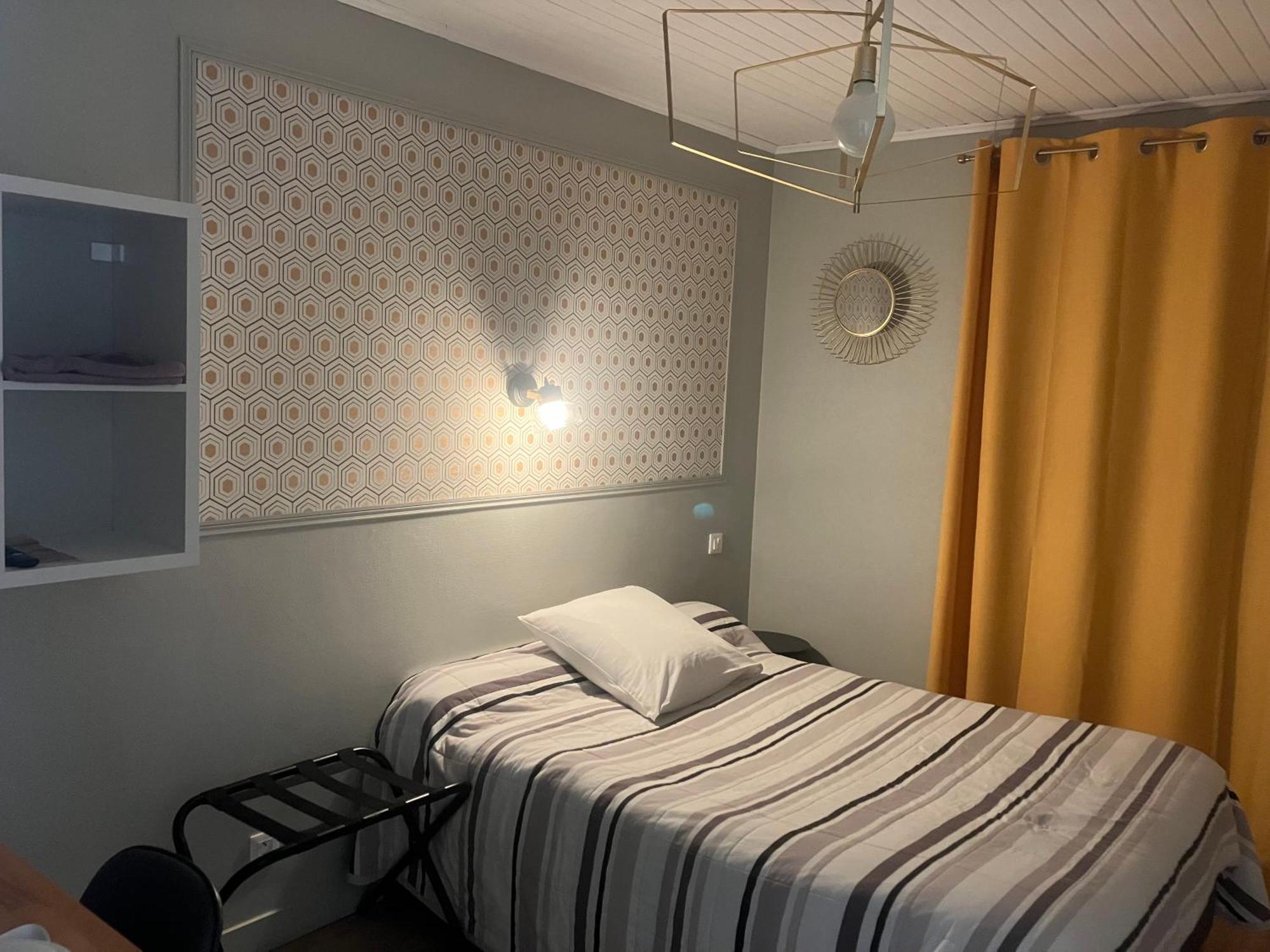 Hotel Du Nord Chambres Familiales Fontaines  Екстер'єр фото